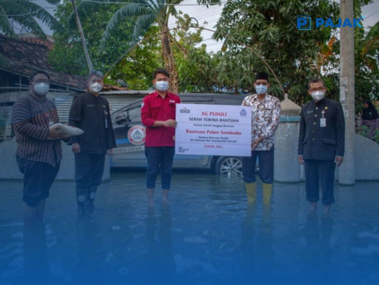 Semen Gresik Beri Bantuan Korban Banjir Demak
