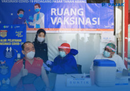 Pemerintah Gelar Vaksinasi Covid-19 Untuk Lansia dan Pekerja