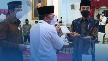 Jokowi Luncurkan Gerakan Cinta Zakat