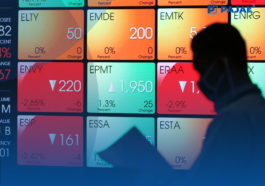 Indeks Harga Saham Gabungan Parkir di Zona Merah