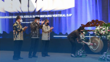 Kejar Target Pajak, Organisasi Vertikal DJP Dirombak