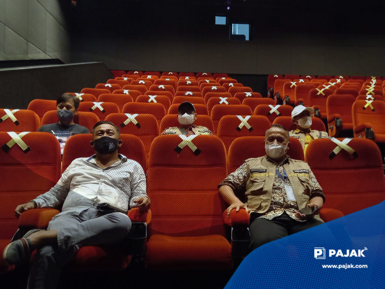 Tips Aman Kembali Nonton di Bioskop saat PPKM