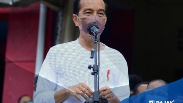 Jokowi: Jaga dan Kawal Perkembangan Digitalisasi Keuangan