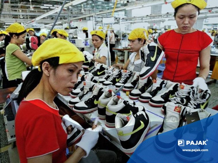 Nike dan Uniqlo Beli Sertifikat EBT dari PLN