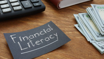 Literasi Keuangan Untuk Menjadikan Milenial Semangat Berinvestasi