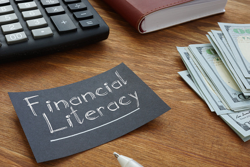 Literasi Keuangan Untuk Menjadikan Milenial Semangat Berinvestasi