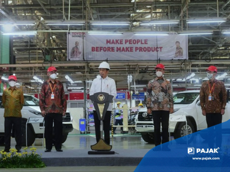 Jokowi Lepas Ekspor Perdana 2 Juta Mobil ke Australia