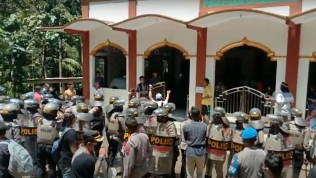 Proyek Bendungan Bener: Ekonomi Terganggu, Desa Wadas Tolak Penambangan