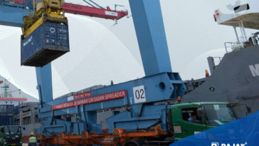 Neraca Perdagangan Awal 2022 Surplus 0,93 Miliar USD