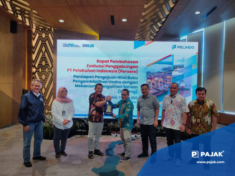 Pelindo Raih Penghargaan Pajak