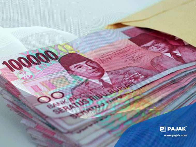 Memanfaatkan THR untuk Tabungan