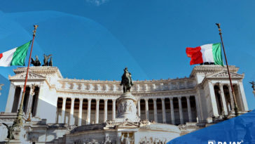 Italia Naikkan Tarif Pajak