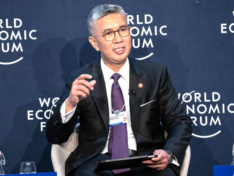 Pembebasan Pajak Kendaraan Malaysia