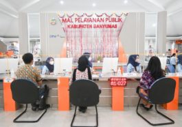 Urus Akta Kelahiran