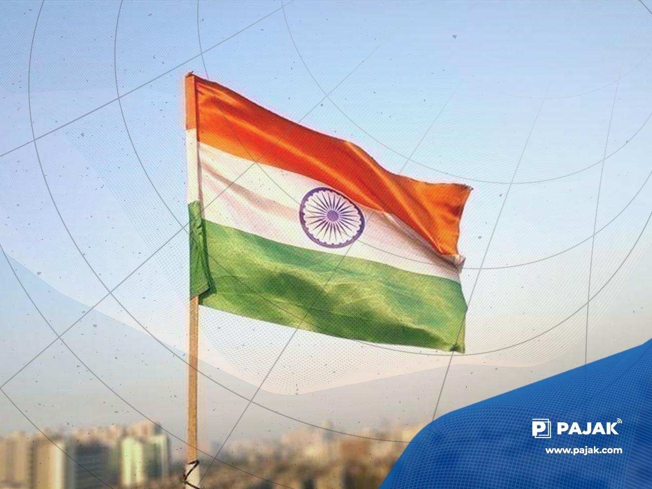 India Naikkan Pajak Emas