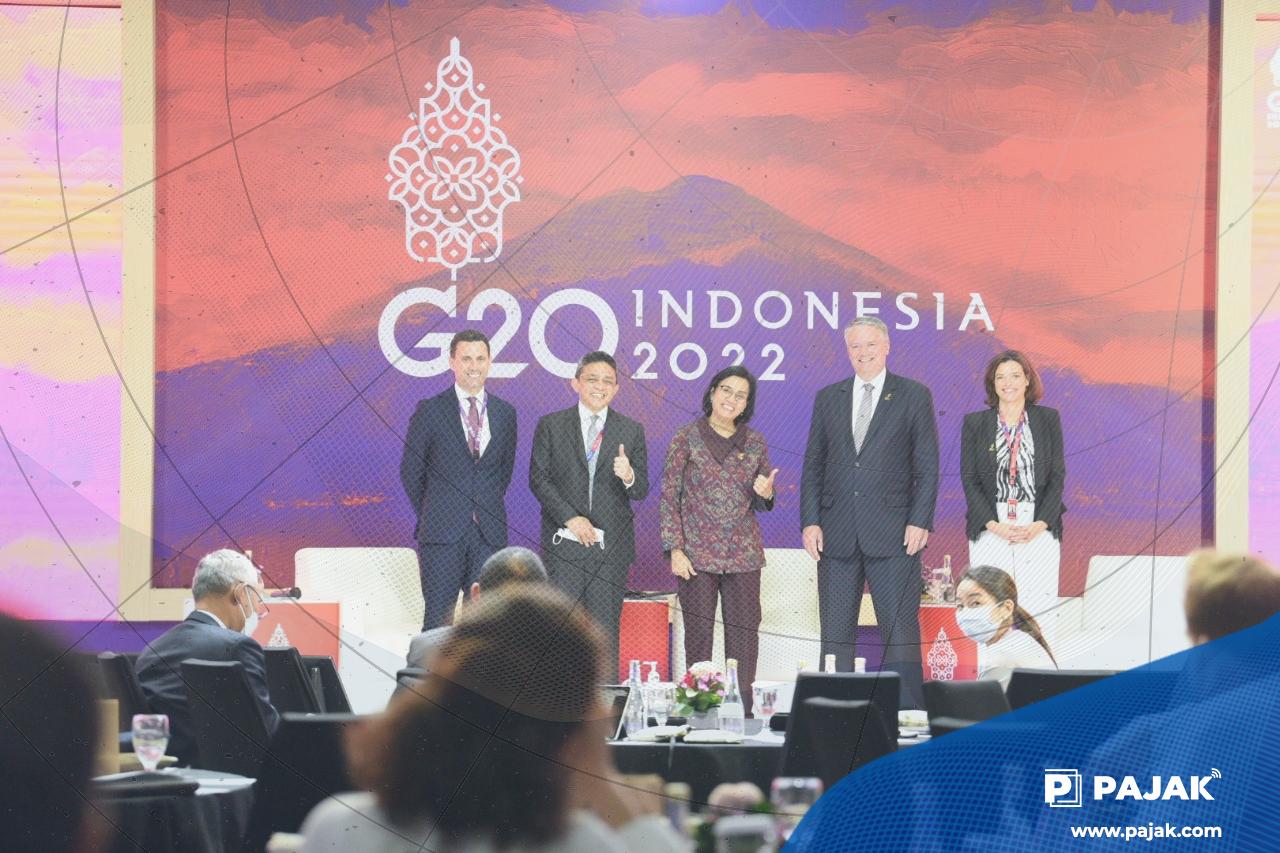 Pilar Pajak Global