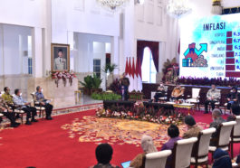 Turunkan Harga Tiket Pesawat