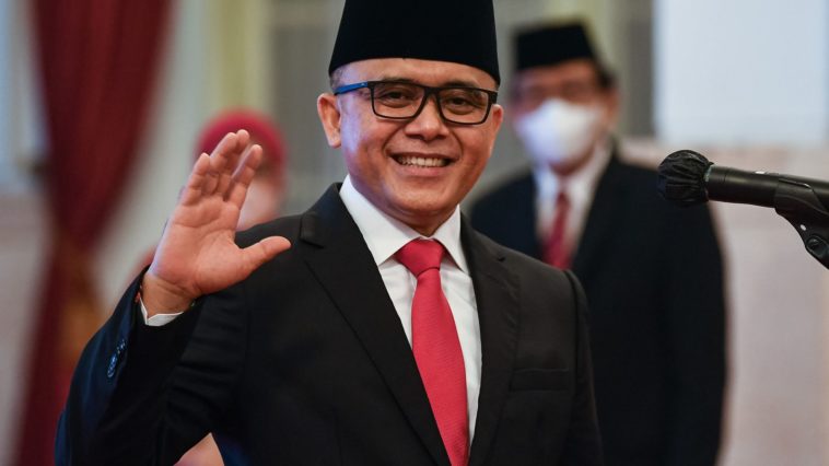Azwar Anas Dilantik