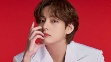 V BTS Raih Penghargaan