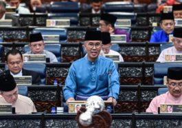 Malaysia Pangkas Pajak Penghasilan