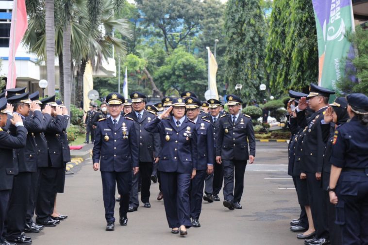 Penerimaan Bea Cukai