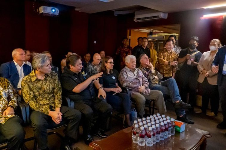 Airlangga Promosi KEK Batam kepada Dubes AS