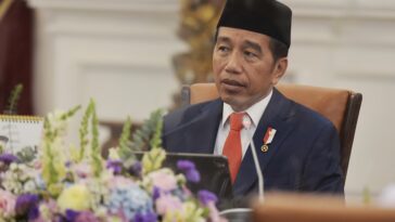 Pemerintah Cabut Kebijakan PPKM Mulai Hari Ini