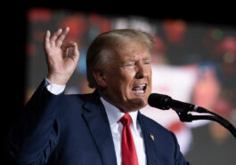 irs serahkan laporan pajak trump