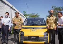 Airlangga Minta Bebaskan Pajak Kendaraan Listrik