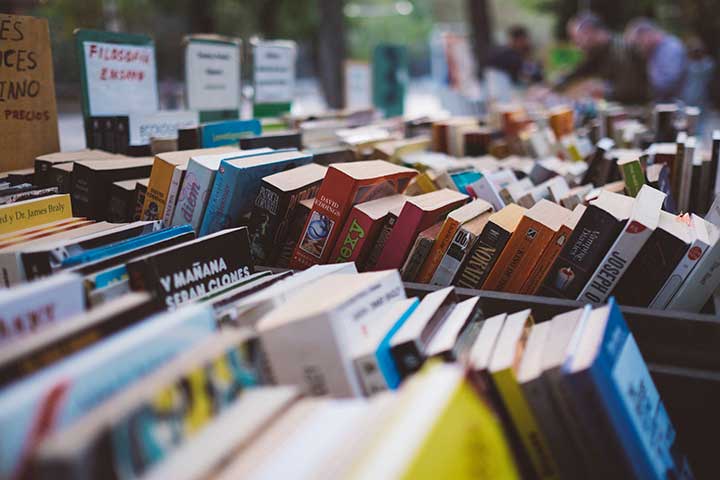 Buku yang Dibebaskan Bea Masuk