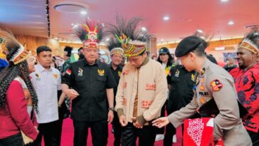 Jokowi Resmikan Papua Youth Creative Hub