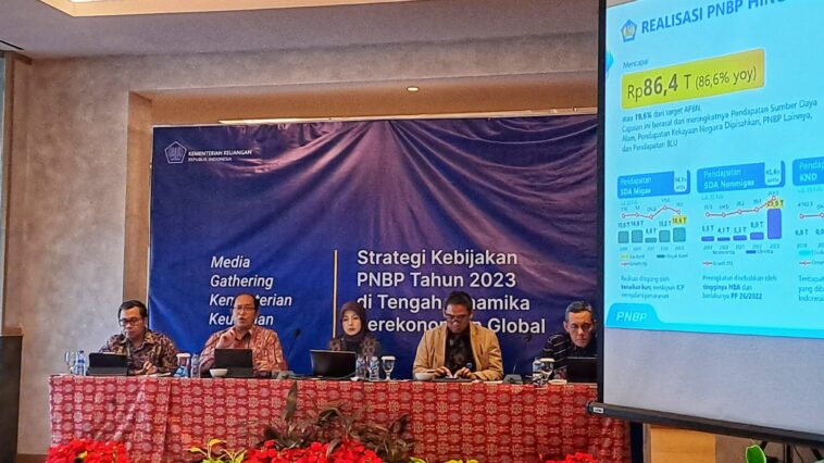 Kinerja PNBP Dipengaruhi Tren Harga Komoditas