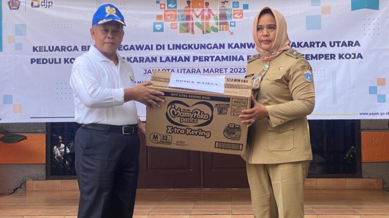 Kanwil DJP Jakut Santuni Korban Kebakaran