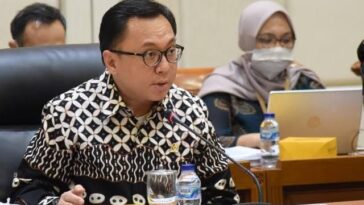 DPR: Rasio Pajak 15 Persen