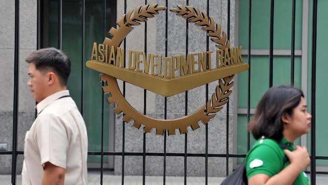 ADB: Pertumbuhan Ekonomi Indonesia Melandai