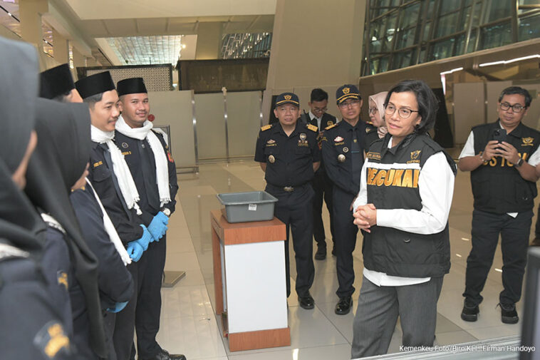 Pelayanan Bea Cukai di Bandara