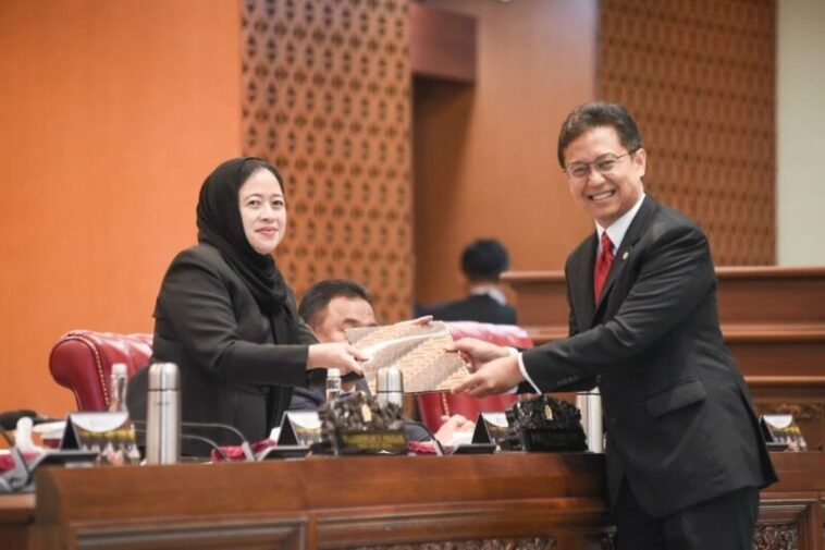 DPR Sahkan UU Omnibus Law Kesehatan