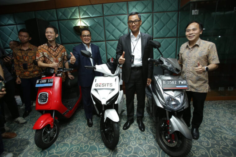 PLN Gandeng Himbara Ringankan Kredit Pembelian Motor Listrik