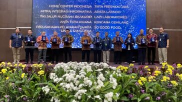 10 Wajib Pajak Raih Penghargaan dari KPP Madya Jakbar