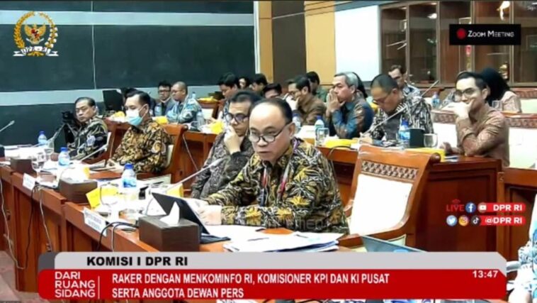 Menkominfo Usul Perjudian “On-line” Dikenakan Pajak