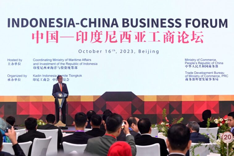 Jokowi Tawarkan Insentif untuk Investor Tiongkok - PAJAK.COM