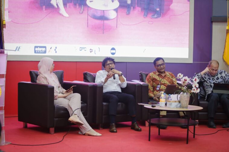 KOSTAF FIA UI Pertemukan “Stakeholders”