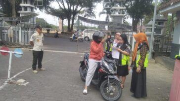 Samsat Banjarnegara Kerahkan “Gadis Pantura”