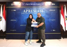Penghargaan dari Kanwil DJP Jakbar