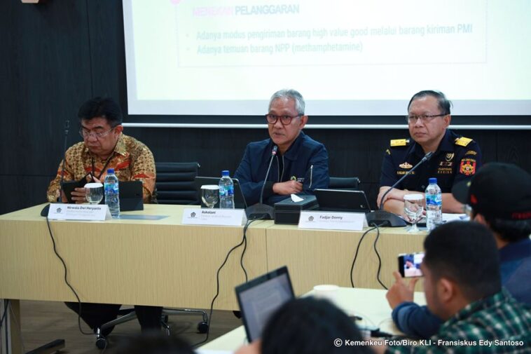 Permudah Barang Kiriman PMI