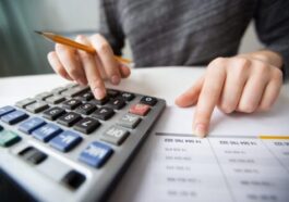 Perbedaan Pengenaan Pajak atas Omzet dan Profit Perusahaan