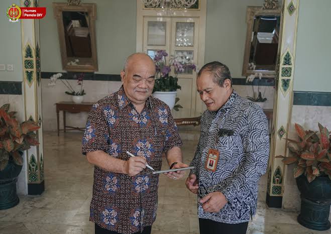 Paku Alam X Ajak Warga Lapor SPT