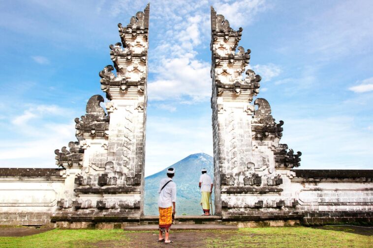 Love Bali: Aplikasi Pengumpul Pajak