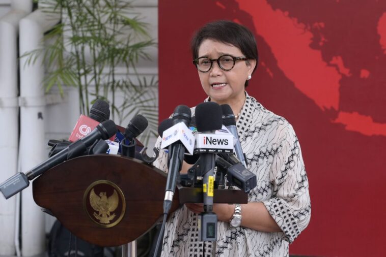 Menlu Retno: Indonesia Diplomasi Redakan Ketegangan Iran dan Israel