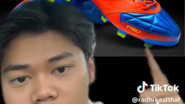 Pajak Sepatu Impor